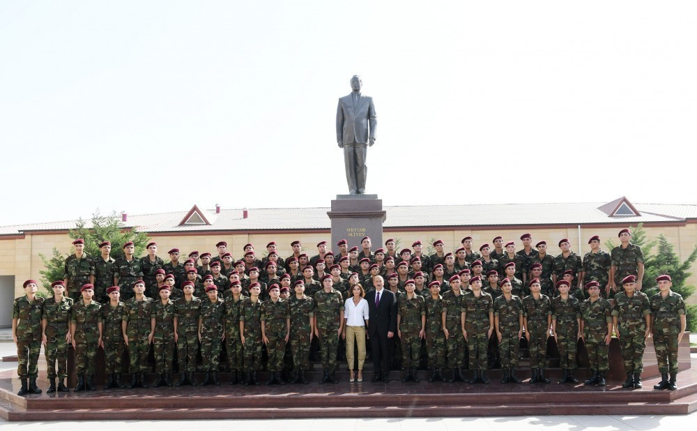Naqif Həmzəyev: "Heydər Əliyev kimi gənclərin Vətəni müdafiəyə hazır olması Azərbaycan dövlətinin gücündən xəbər verir"