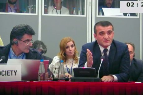 ATƏT-də erməni təxribatı: Azərbaycanlılar müdaxilə etdi, separatçı qovuldu - VİDEO
