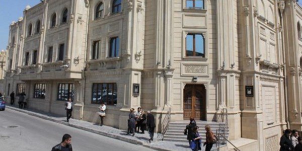 Bakı İslam Universiteti: "Fəaliyyətimizi dayandırmamışıq"