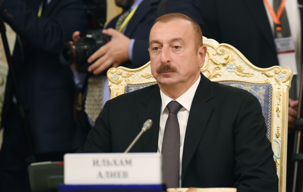 İlham Əliyevin  iştirak etdiyi MDB Dövlət Başçıları Şurasının iclası başladı - FOTOLAR