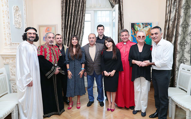 Leyla Əliyeva tamaşa premyerasında - Fotolar