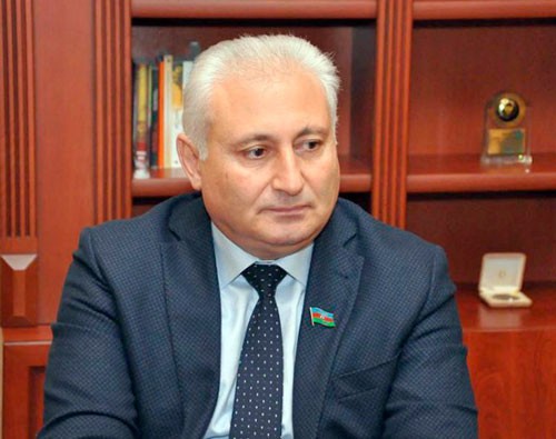 “Sosial şəbəkə istifadəçilərinin fəaliyyəti qanunla tənzimlənməlidir” - Deputat