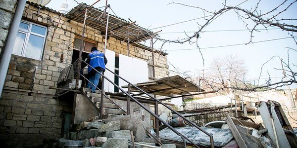 Badamdarda 8 ailəyə evlərini tərk etməklə bağlı xəbərdarlıq olundu (RƏSMİ)