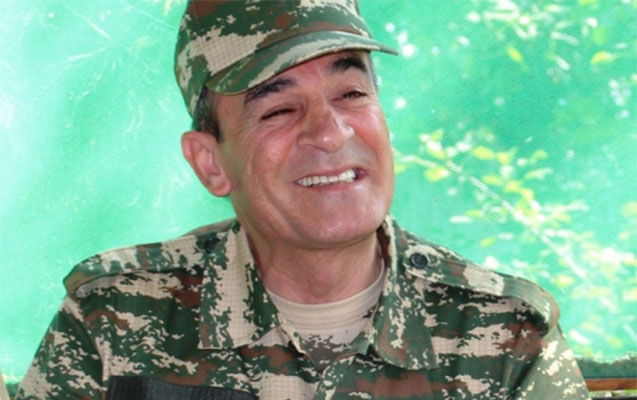 Etimad Əsədov vəfat etdi