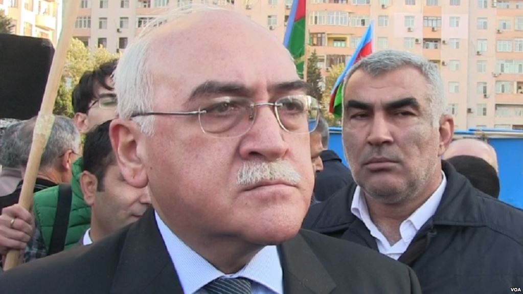 "İsa Qəmbər meydana çıxanlara qrant gözü ilə baxırdı" - 15 il öncə bu gün yaşananlar
