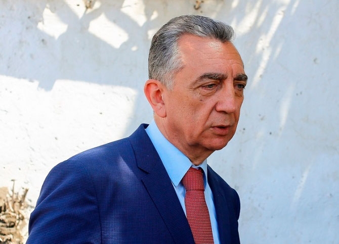 Eldar Əzizov Qərargah yaratdı