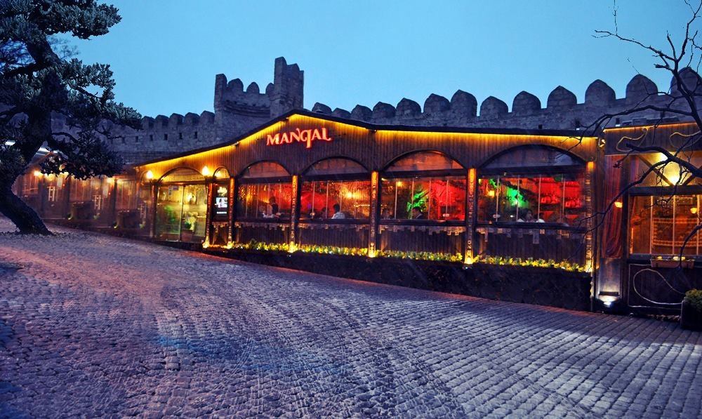 İçərişəhərdəki restoranların fəaliyyəti dayandırıldı - SƏBƏBİ