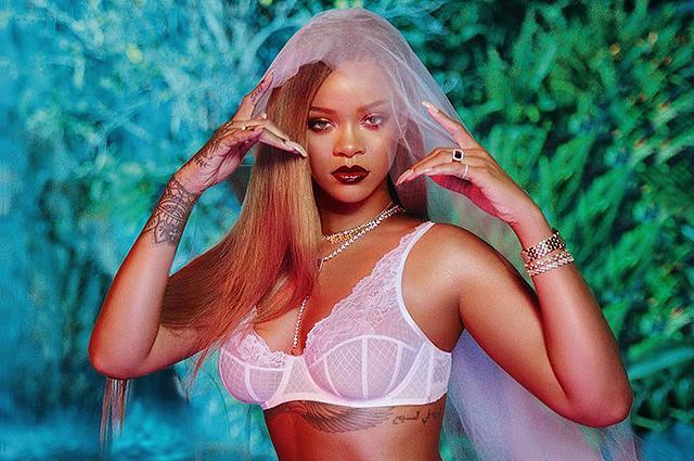 Rihanna alt paltarında - FOTOSESSİYA