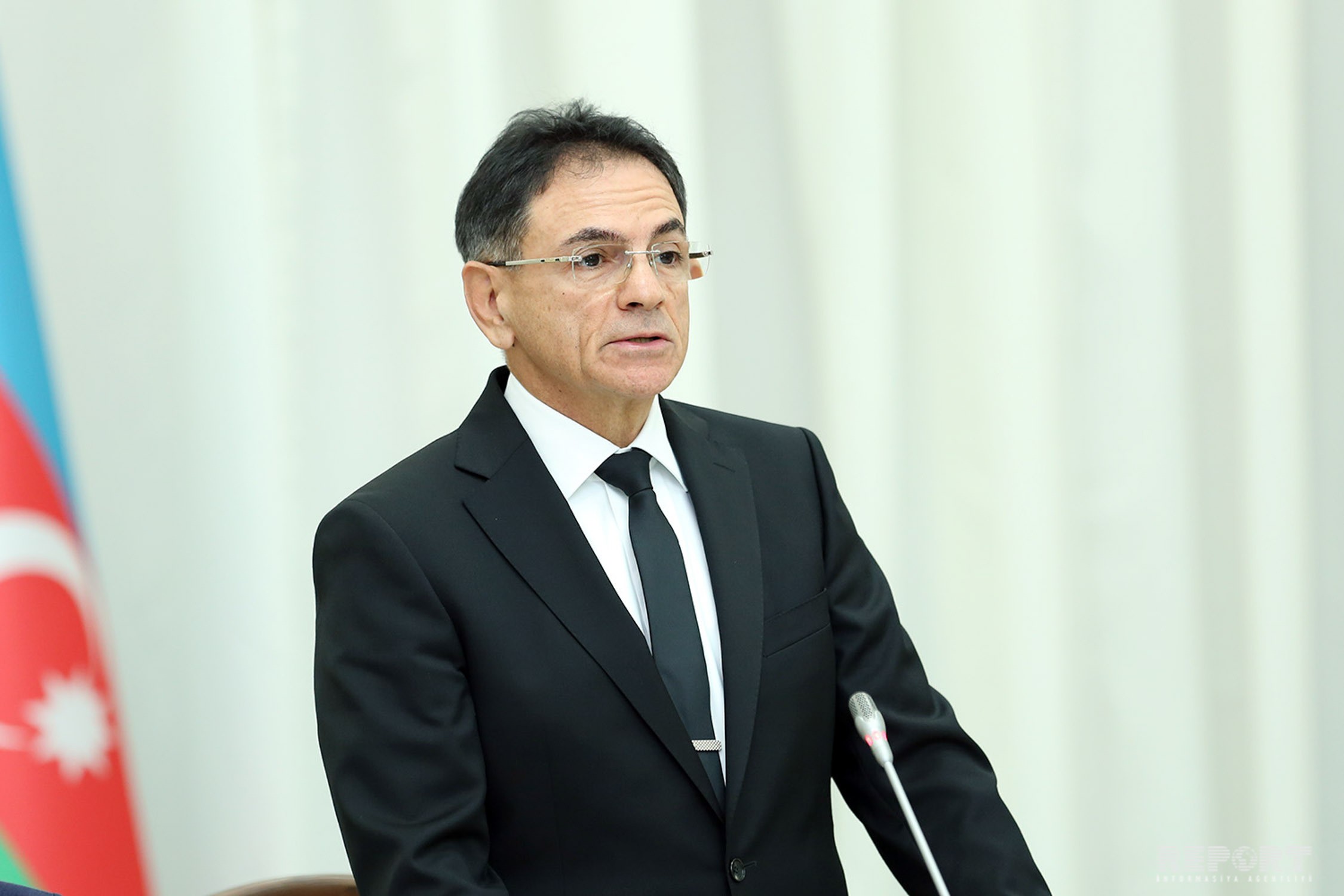 “Girovların azad edilməsi məsələsi İlham Əliyevin diqqət mərkəzindədir”  - Mədət Quliyev