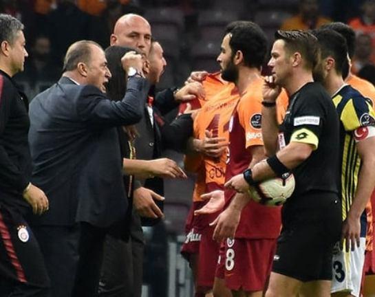 Fatih Terim hakimin üzünə tüpürüb? – “Haqqımı halal etmirəm"