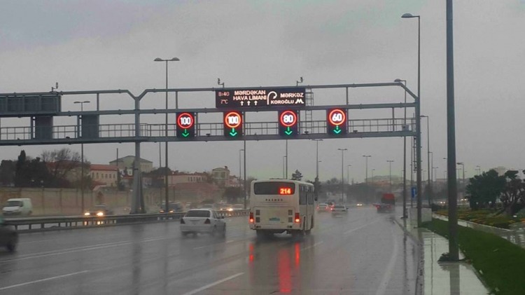 Bakıda yollarda sürət həddi azaldıldı