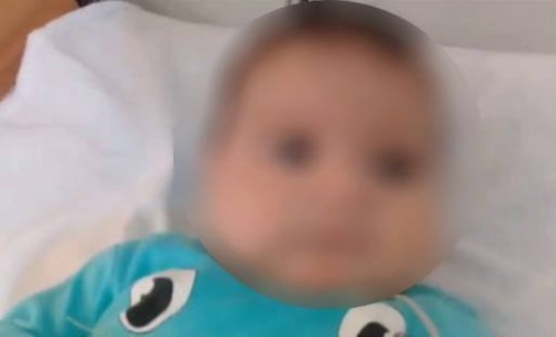 Azərbaycanda valideynləri körpə qızı məscidə atıb qaçdı