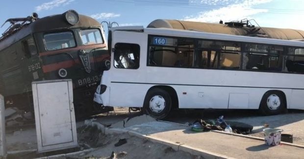 "Həyəcan siqnalın da eşitmir sürücülər?!" - Dəmiryol rəsmisindən açıqlama
