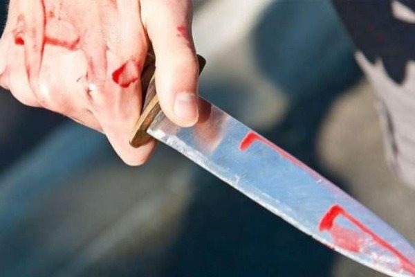 23 yaşlı oğlanı kürəyindən bıçaqladılar - Daşkəsəndə