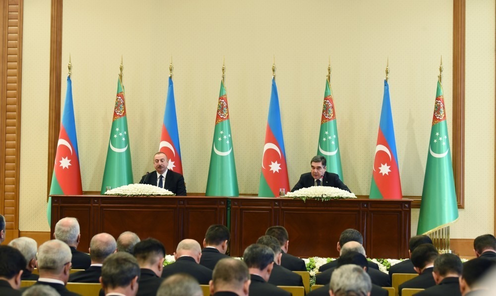 "Sabitliyin, inkişafın yüksək səviyyəsi bizim ölkələri fərqləndirir" - İlham Əliyev