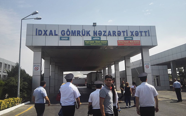Siqaret və spirtli içki ilə bağlı gömrük limiti azaldıldı
