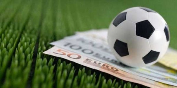 Azərbaycan çempionatında futbolçuların orta illik əmək haqqı - SİYAHI