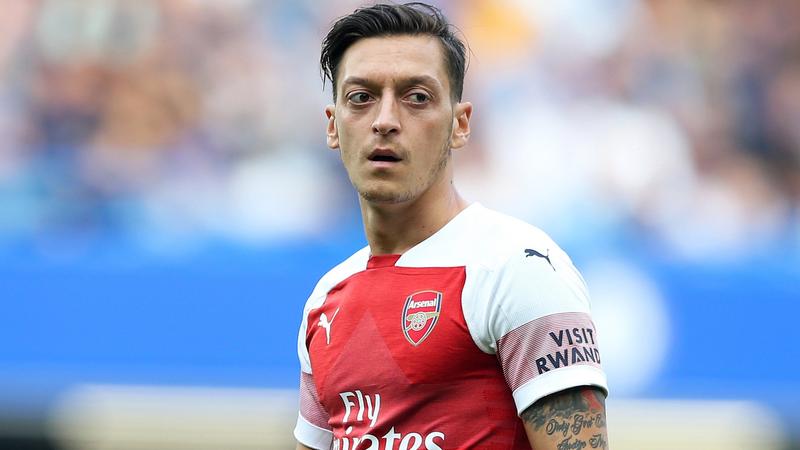 Mesut Özil "Arsenal"dan gedir - İtaliya nəhəngi elçi düşdü