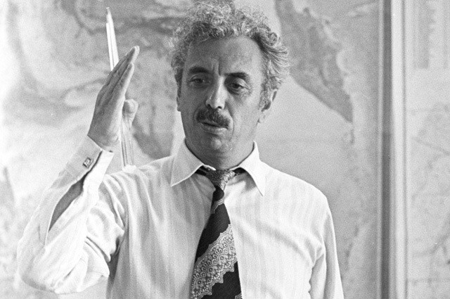 Surqut şəhər hava limanına Fərman Salmanovun adı verildi