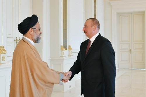Prezident iranlı naziri qəbul etdi