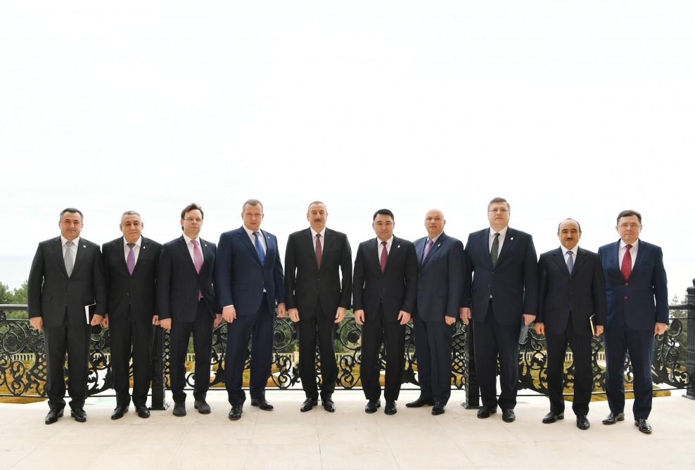 Prezident Həştərxanın qubernatorunu qəbul etdi - FOTOLAR