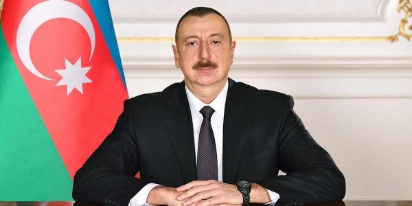 Prezident pensiyalarla bağlı qanun imzaladı
