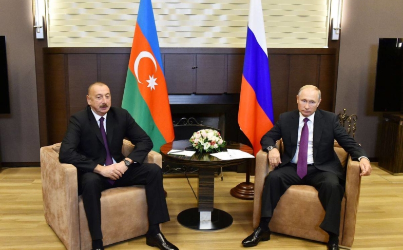 Putin İlham Əliyevə zəng etdi