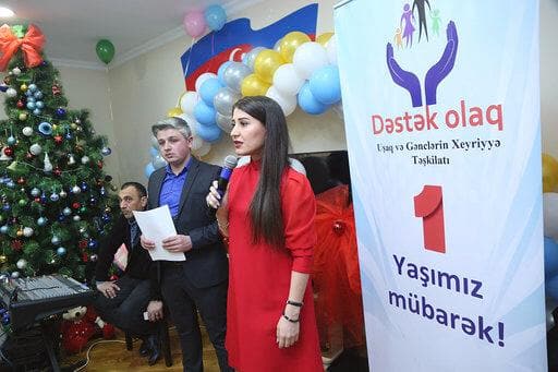 “Dəstək olaq” 1 yaşını valideyn himayəsindən məhrum olmuş uşaqlarla birlikdə qeyd etdi - FOTOLAR