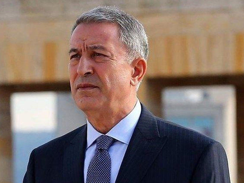 Hulusi Akar: "Nargin adasında saxlanılan türk əsgərlərə qardaş yardımını əsla unutmayacağıq"