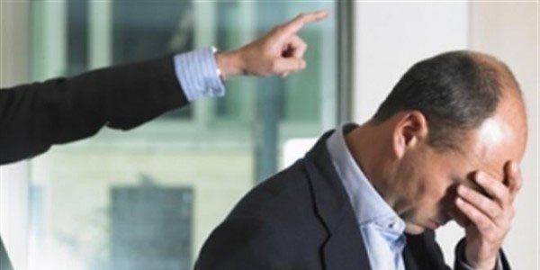 Azərbaycanda daha bir məmur işdən çıxarıldı: cinayət işi açıldı