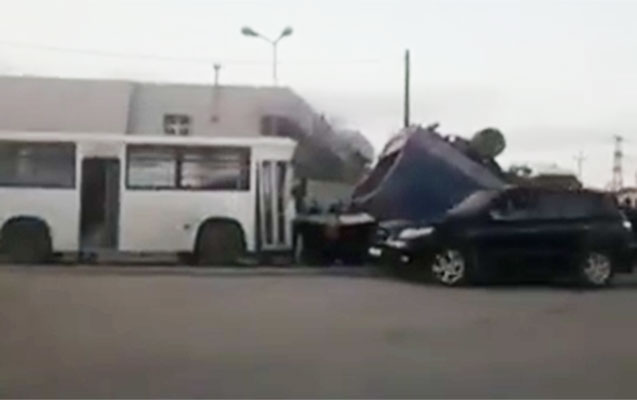 Avtobusla evakuatorun toqquşduğu qəzadan - Video