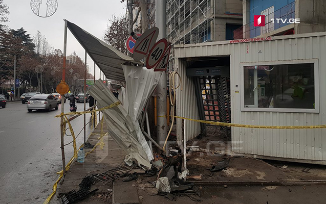 Təcili yardım maşını azərbaycanlı fəhlələri vurdu - 1 ölü, 12 yaralı