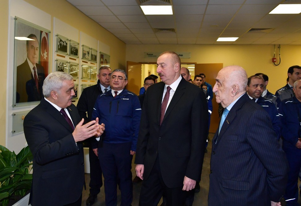 İlham Əliyev: "Azərbaycanda ən müasir standartlara cavab verən böyük sənaye müəssisəsi yaradılıb"