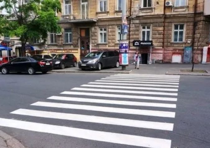 Bakıda piyada keçidində gənc həkimi maşın vurdu: İki ayın gəlini idi