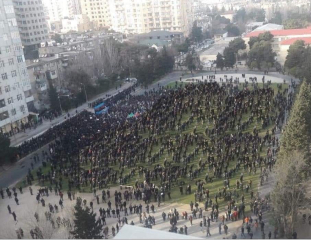 Polisdən mitinqlə bağlı açıqlama: 2800 adam iştirak edib