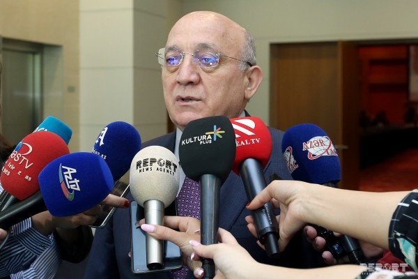 “Bəzi qruplar ölkədə qarşıdurma yaratmaq istəyir” - Mübariz Qurbanlı