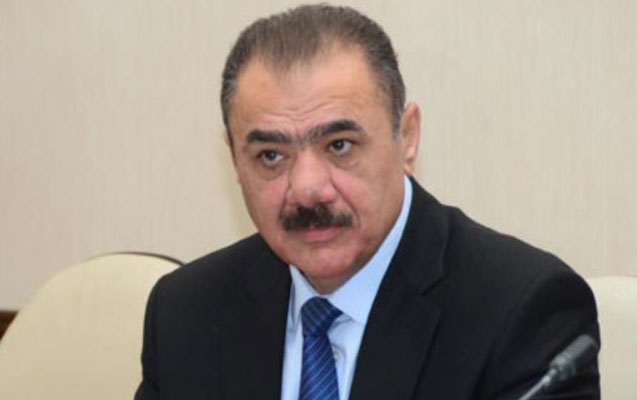 İşdən çıxarılan aparat rəhbəri Arif Alışanovun bacısı oğludur