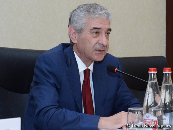 “İslahatları aparmaqda məqsəd işçiləri ixtisara salmaq deyil” - Əli Əhmədov