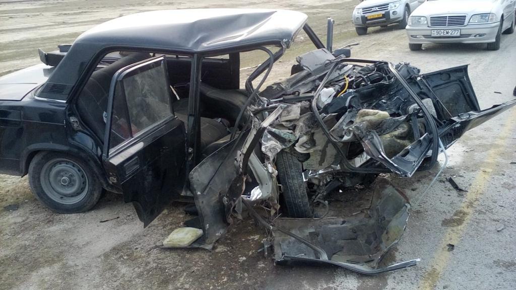 BP-yə məxsus “Land Cruiser” “07”-ni vurdu: 1 ölü, 2 yaralı 