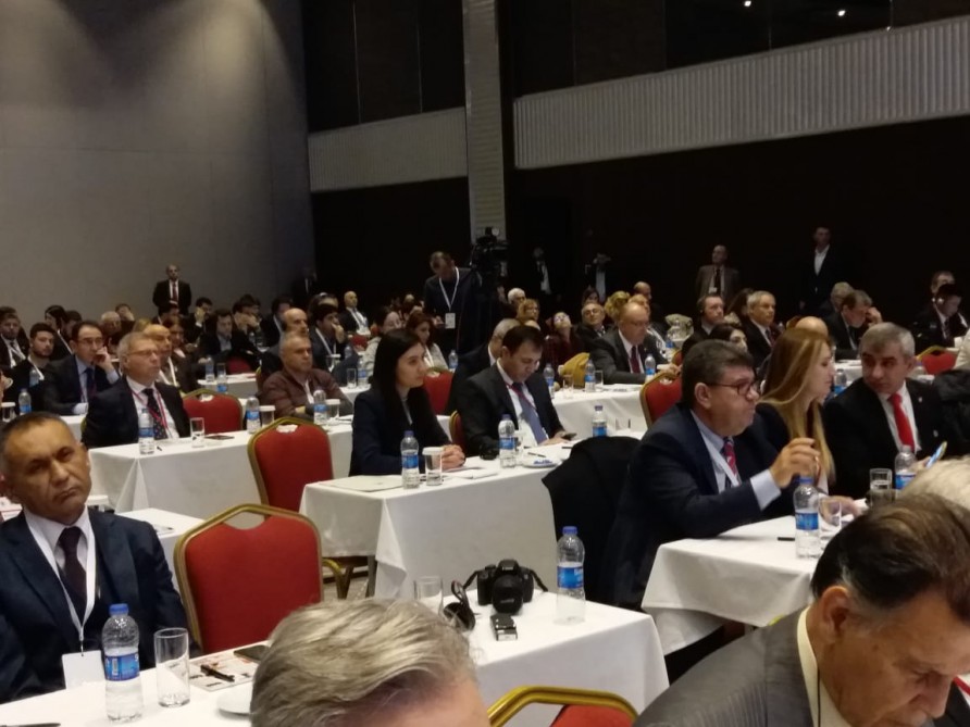 İstanbulda XXII Avrasiya İqtisadi Zirvə toplantısı işə başlayıb