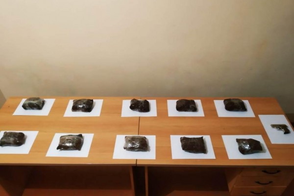 Sərhədi pozan 2 nəfər həbs edildi, 4-ü geri qaçdı - FOTO