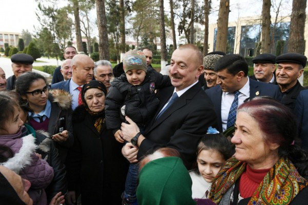 Beyləqan sakinlərinin İlham Əliyevlə dialoqu: “Bizdən Mehriban xanıma da çoxlu salam apar”
