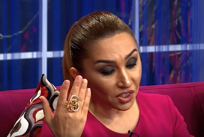 Elnarə Abdullayeva: “Duxlu oğlan var ki, qeybətimi qırsın?” - VİDEO