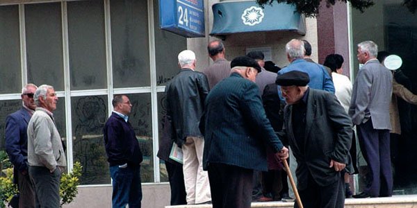 Azərbaycanda pensiya yenə artacaq - RƏSMİ