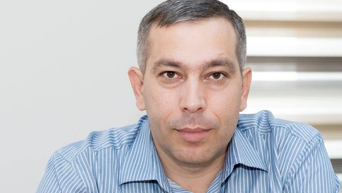 Bu hakimiyyət Əli Kərimliyə də iki açar verib!
