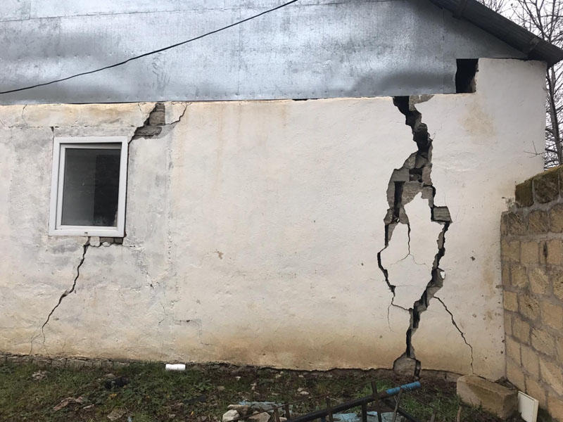 "Şamaxıda zəlzələdən 132 ev kəskin qəzalı vəziyyətə düşüb" - İcra Hakimiyyəti