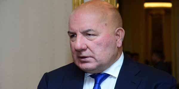Elman Rüstəmov: Azərbaycan bankları problemli kreditlərlə bağlı fərmandan ikiqat qazanacaqlar