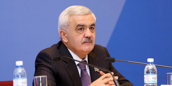 Rövnəq Abdullayev: "Millimiz Millətlər Liqasında uğursuz çıxış etdi"