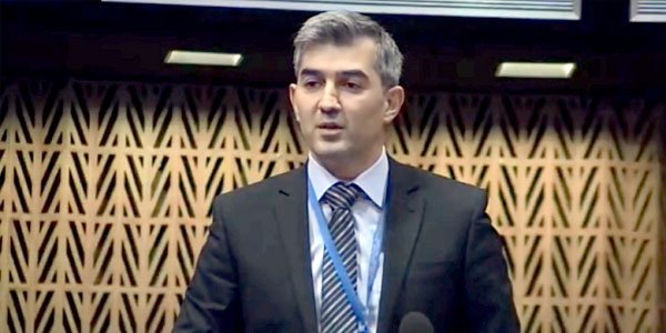 Prezident Vüsal Hüseynova xüsusi rütbə verdi