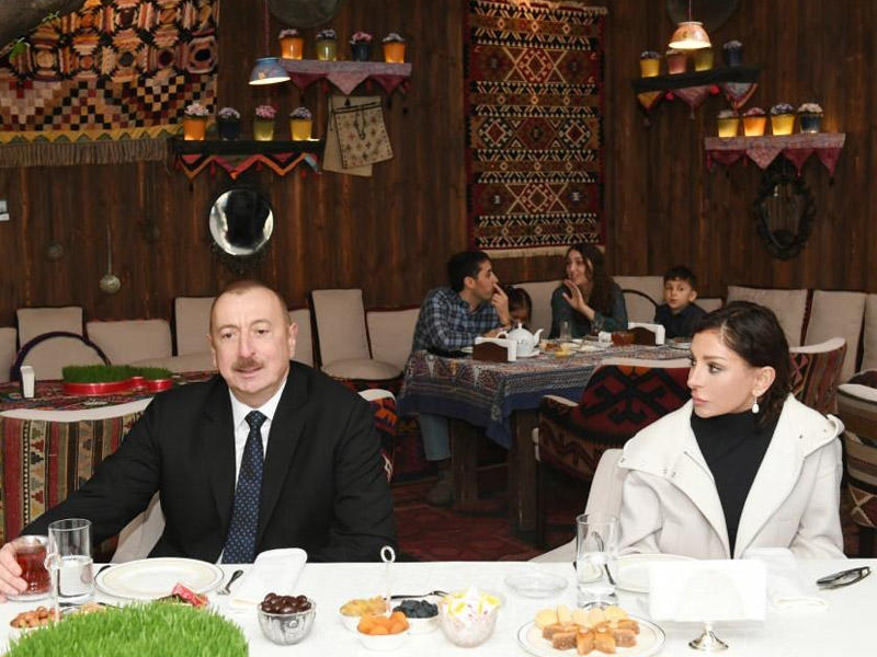 “Adam bura gələndə getmək istəmir” - Prezident İçərişəhərdə 